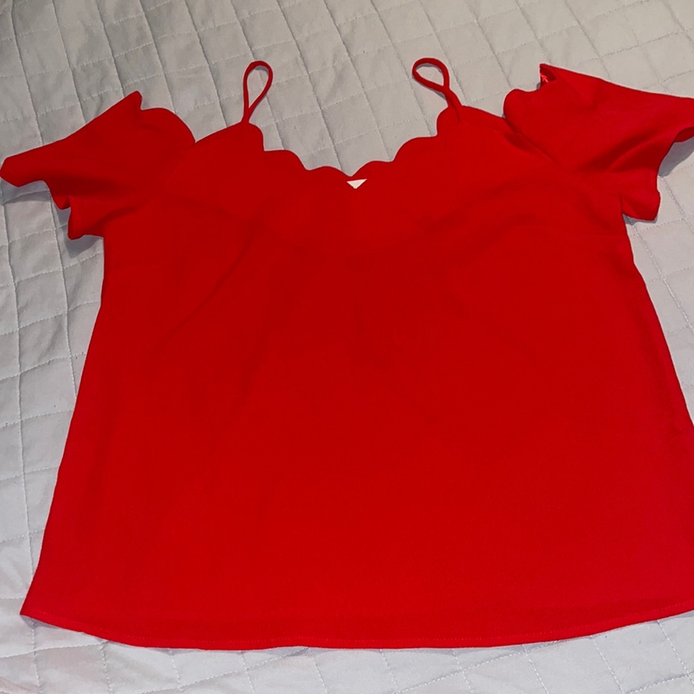 Red shirt M